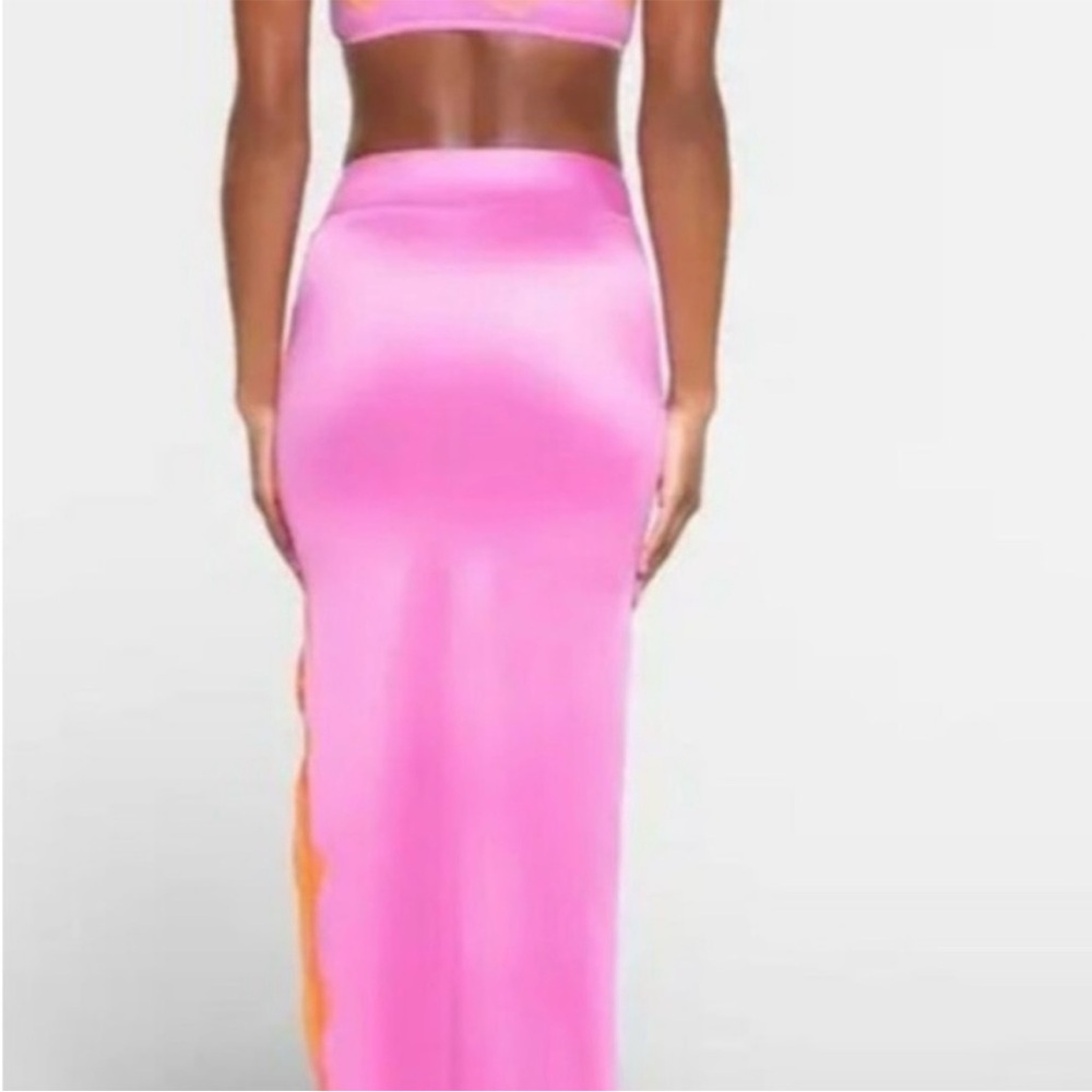 SKIMS Pink Maxi Slip Skirt with Orange Lace Side Panel - Picture 8 of 8